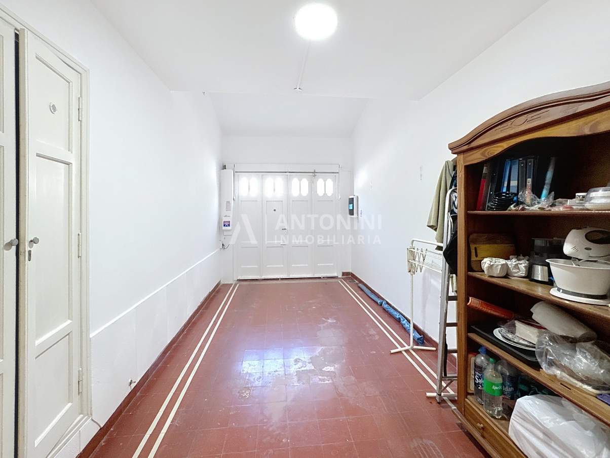 Apto Bancor Impecable Casa en Venta de 4 Dormitorios  en B Cofico
