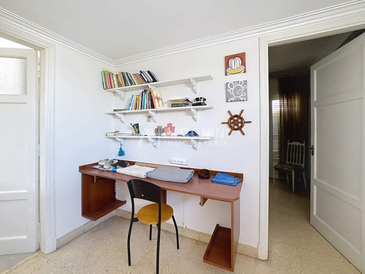 Apto Bancor Impecable Casa en Venta de 4 Dormitorios  en B Cofico