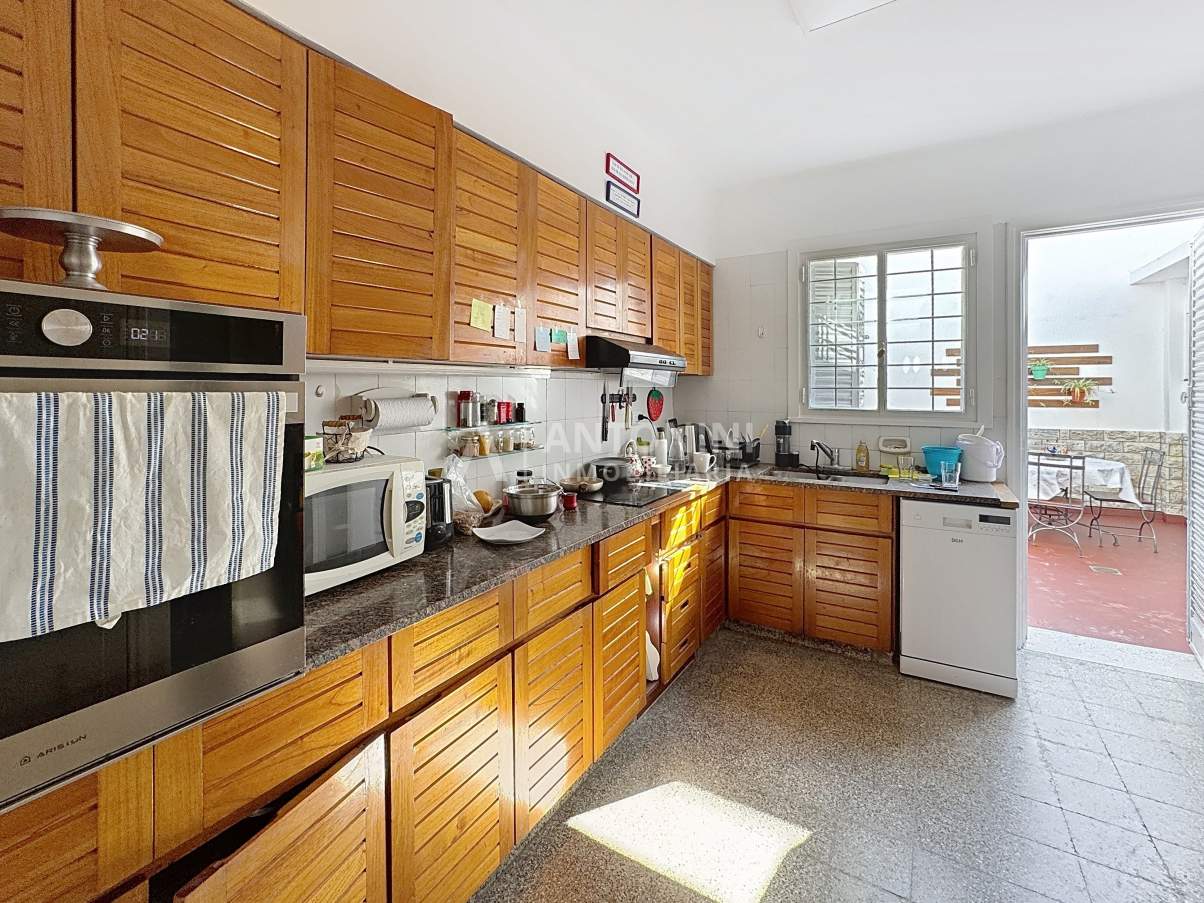 Apto Bancor Impecable Casa en Venta de 4 Dormitorios  en B Cofico