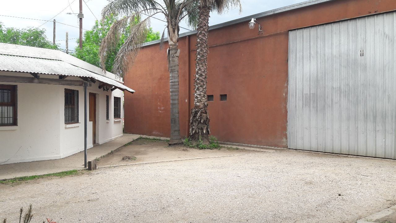 GALPON  OFICINAS  A MTS   BV. LOS ALEMANES (  ZONA NORTE CBA) PATRÓN IV