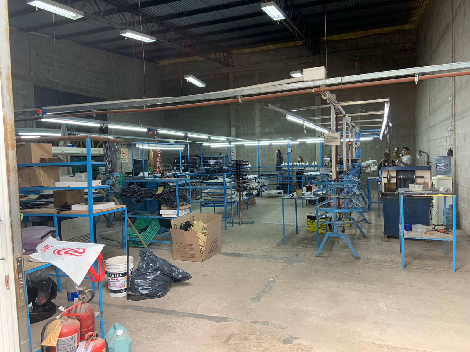 GALPON  OFICINAS  A MTS   BV. LOS ALEMANES (  ZONA NORTE CBA) PATRÓN IV