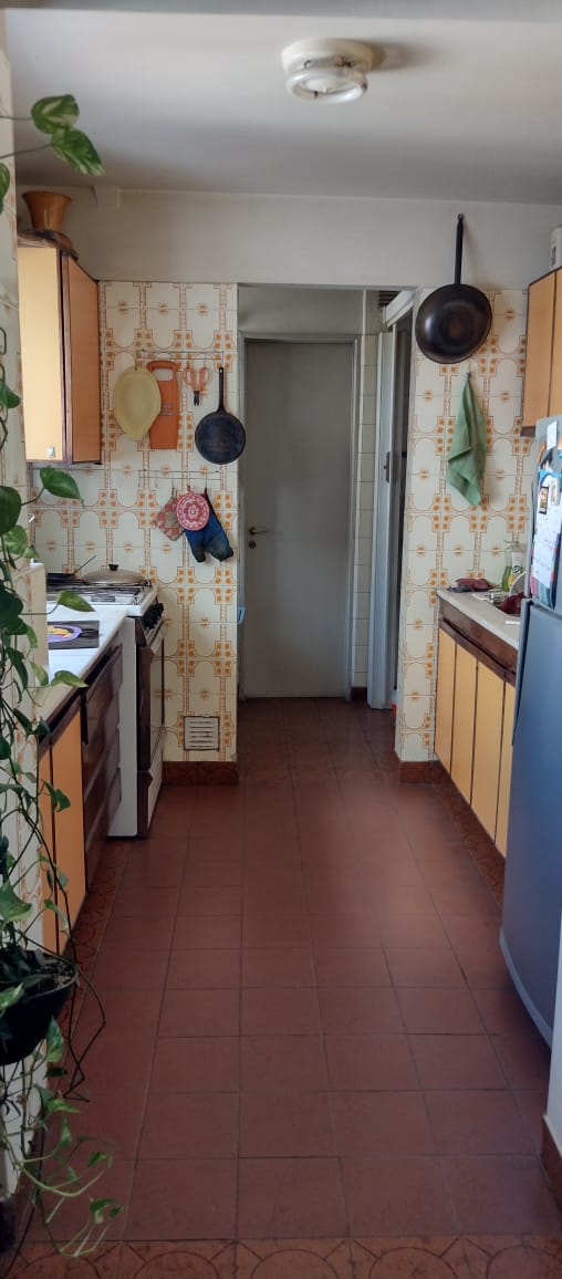 Departamento 3 dorm 2 bnaños Semipiso Fragueiro esquina Av Colon
