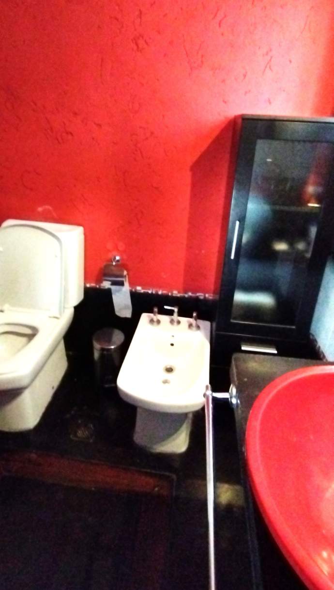 Casa 2 domitorios (1 en suite cvestidor) - B Stoecklin - La Calera