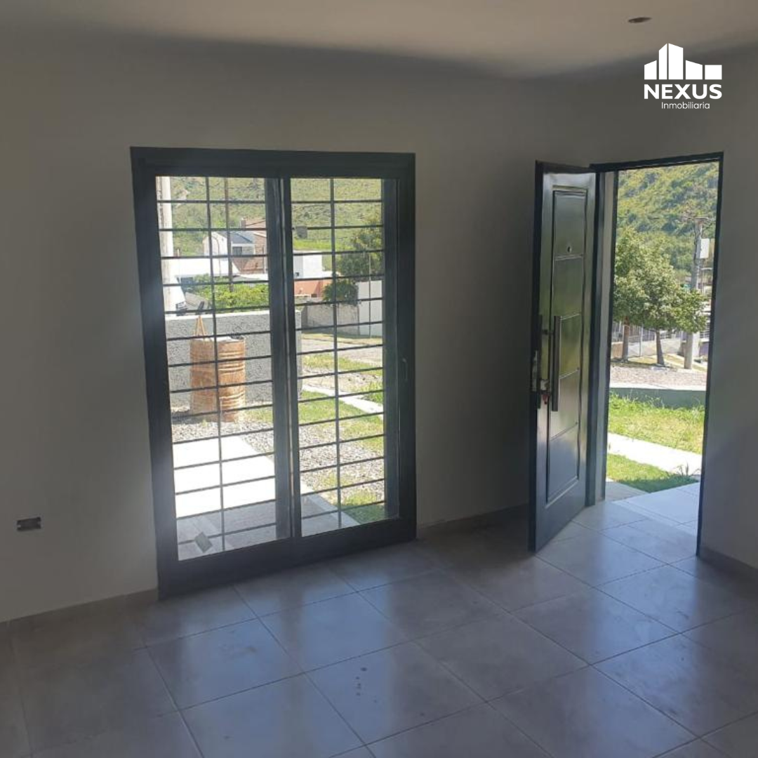 Duplex - Villa El Paraiso - La Calera - Recibo lote, auto