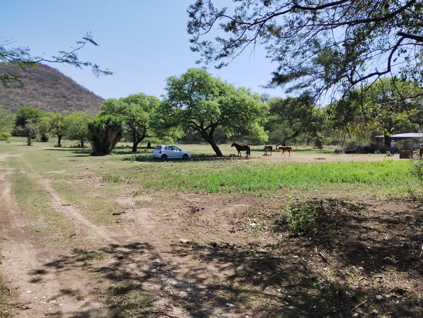 Lote 13030 m2 con quincho - Las Ensenadas - Unquillo