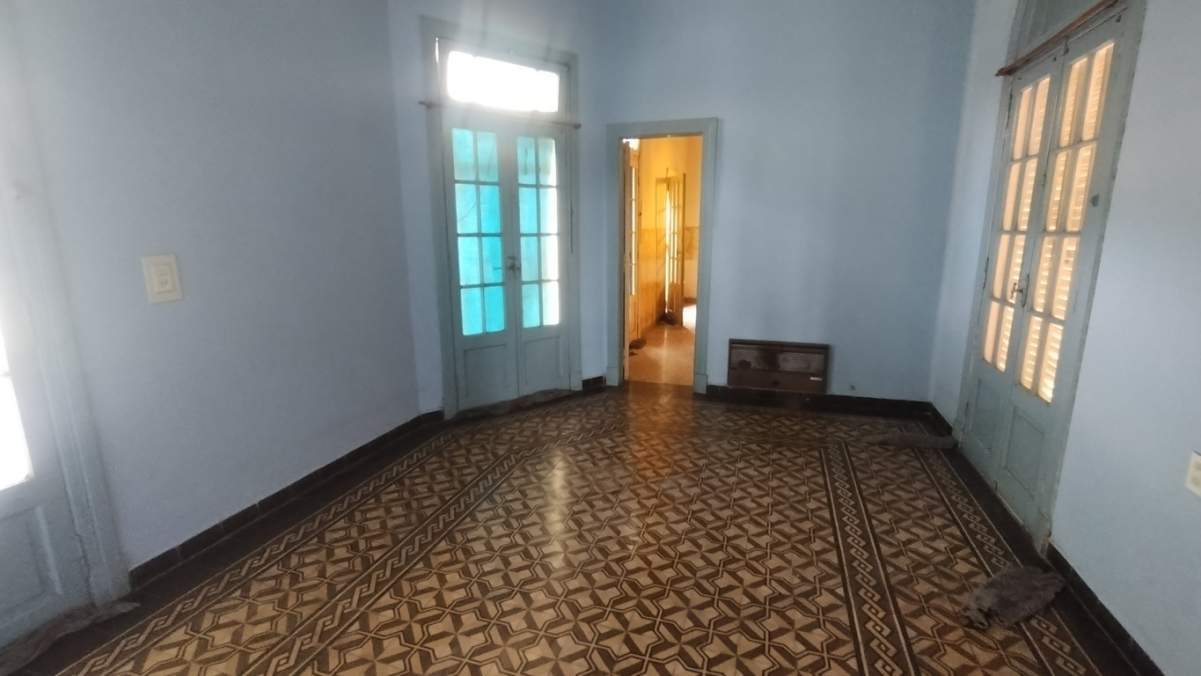 INMOBILIARIA SILVESTRE ALQUILA CASA PLANTA ALTA EN B SAN VICENTE
