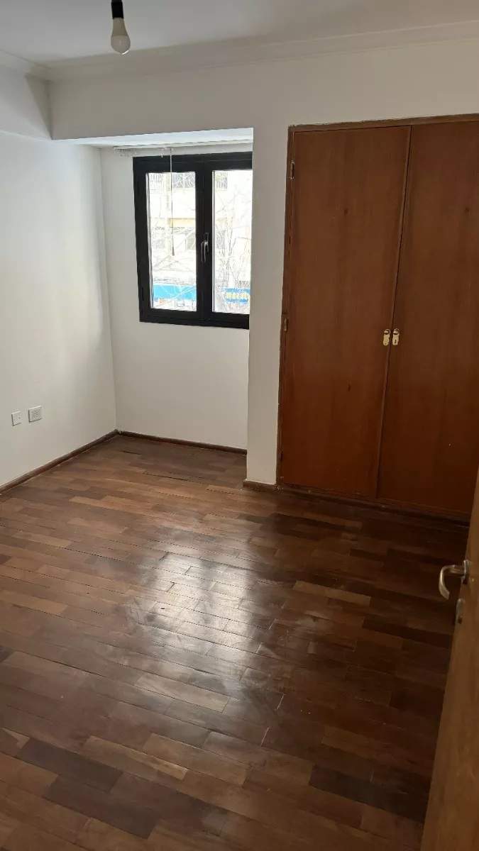 VENTA DE DEPARTAMENTO 2 DORMITORIOS 2 BAÑOS A 1 CUADRA DE PLAZA ESPAÑA