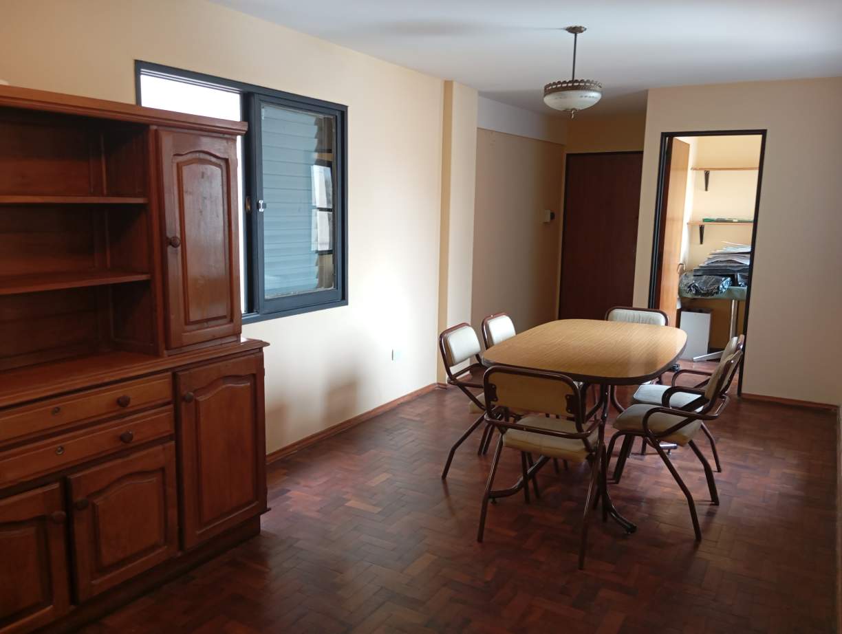Vendo dpto c2 dorm. B Centro.