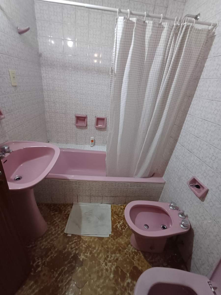 Vendo dpto c2 dorm. B Centro.