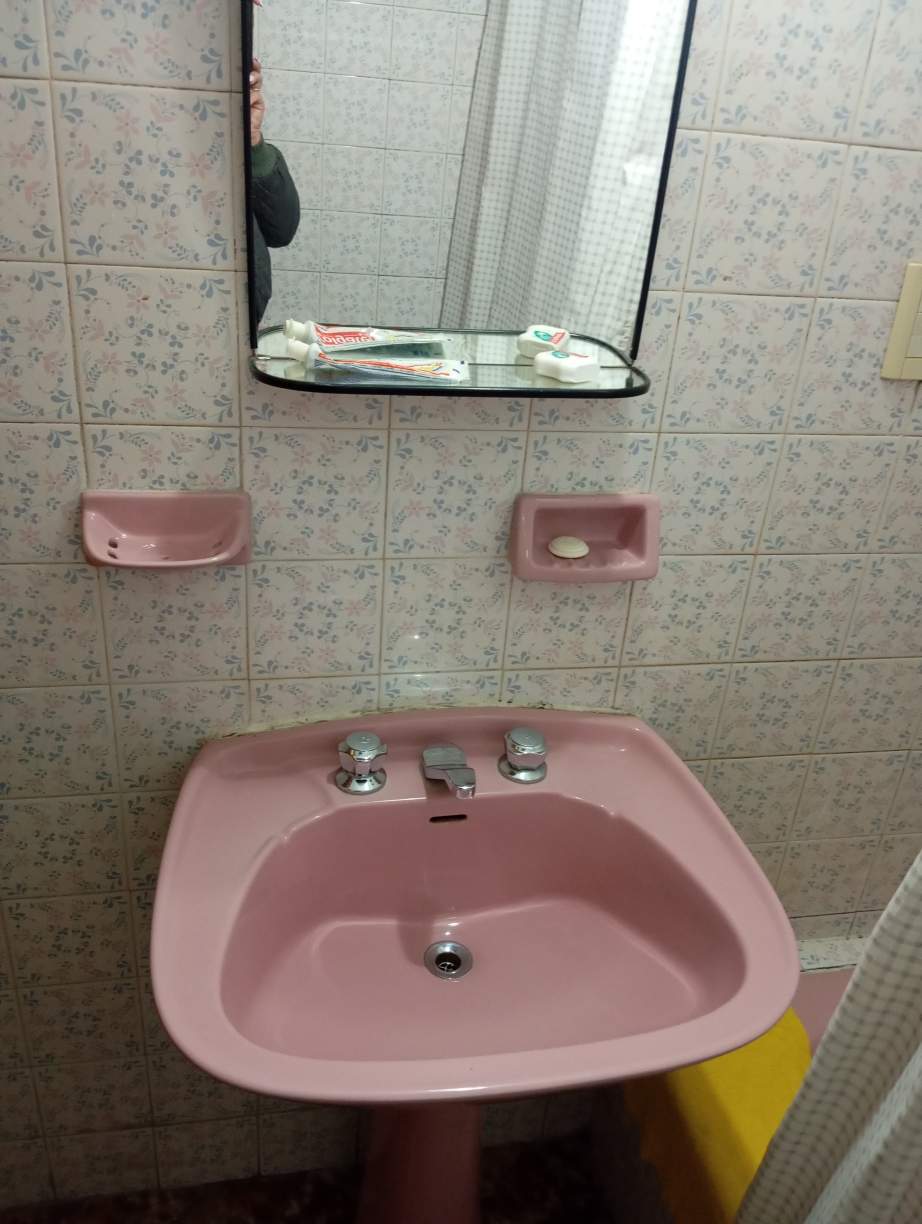 Vendo dpto c2 dorm. B Centro.