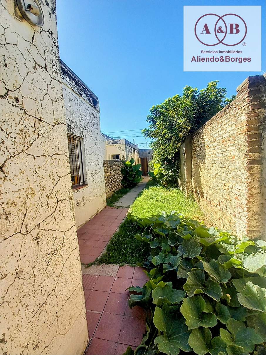 VENDEMOS CASA (INTERNA) PARA REFACCIONAR, CON LOCAL COMERCIAL BARRIO GRAL PAZ, RO CUARTO CRDOBA