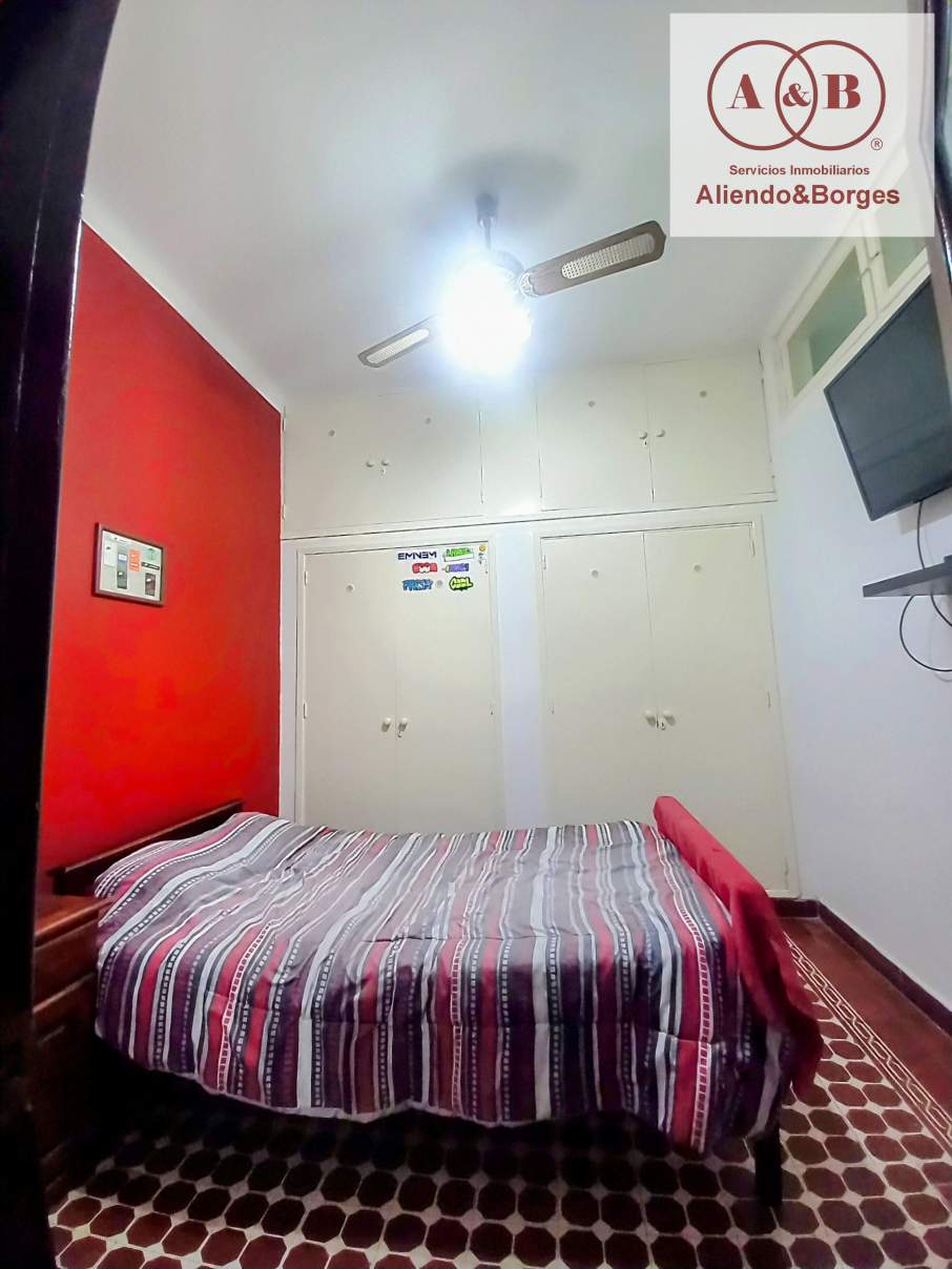 VENDEMOS CASA CENTRICA, APTA FAMILIA, COMERCIO Y SERVICIOS