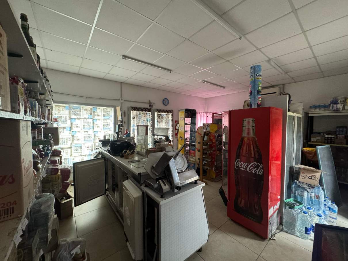 EN VENTA FONDO DE COMERCIO DESPENSA VILLA CARLOS PAZ