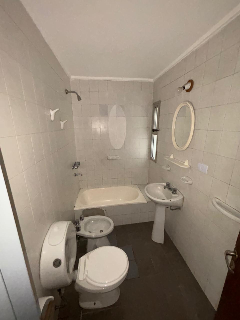 Departamento en Barrio Nueva Córdoba, sobre Obispo Salguero 618.