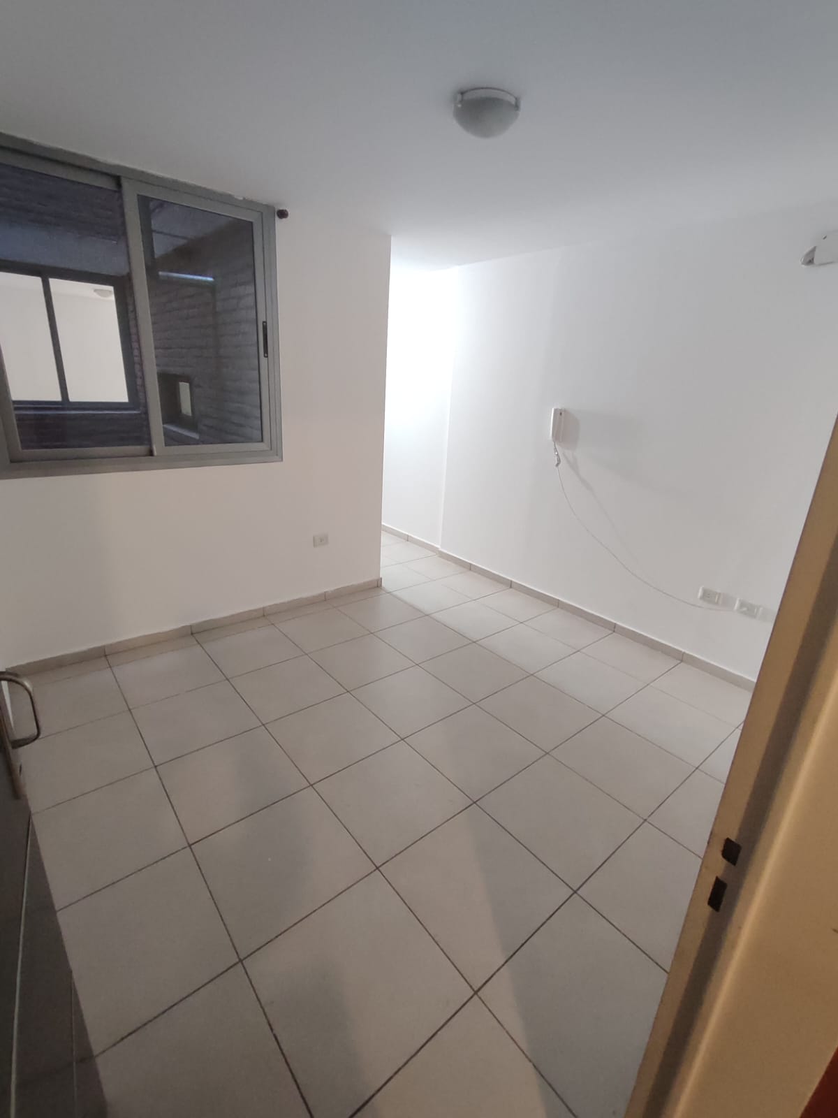 ALQUILER DPTO 1 DORM  ESCRITORIO - SOBRE VELEZ SARFIELD