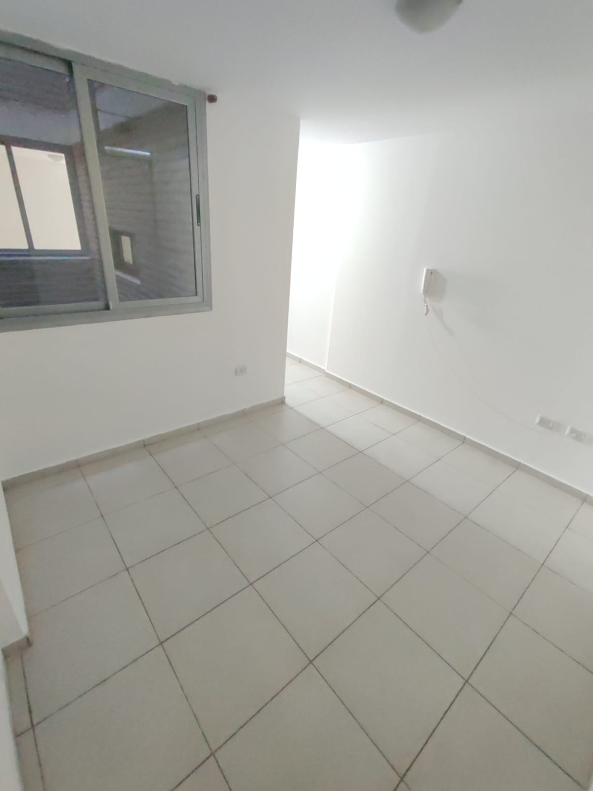 ALQUILER DPTO 1 DORM  ESCRITORIO - SOBRE VELEZ SARFIELD