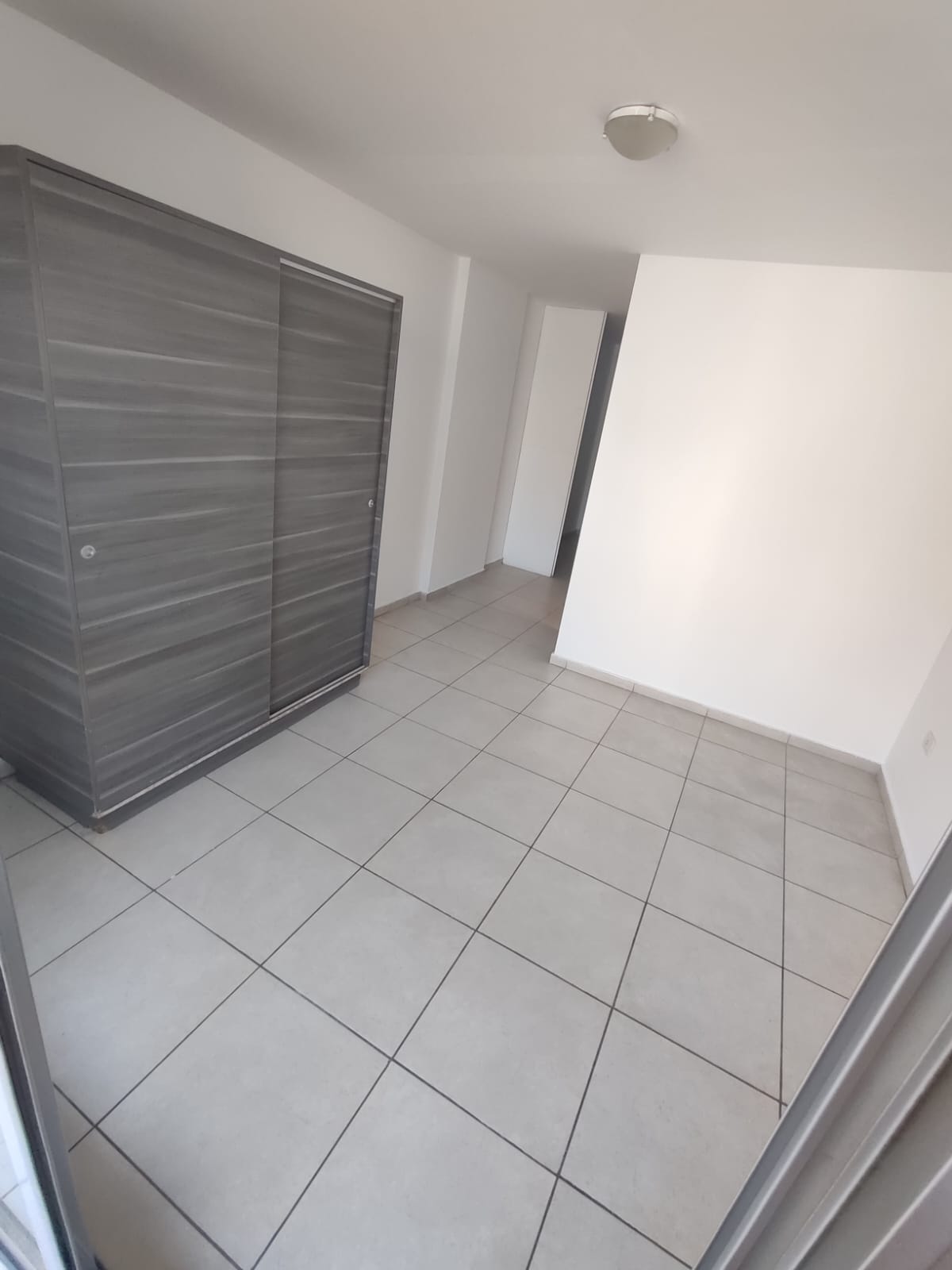 ALQUILER DPTO 1 DORM  ESCRITORIO - SOBRE VELEZ SARFIELD