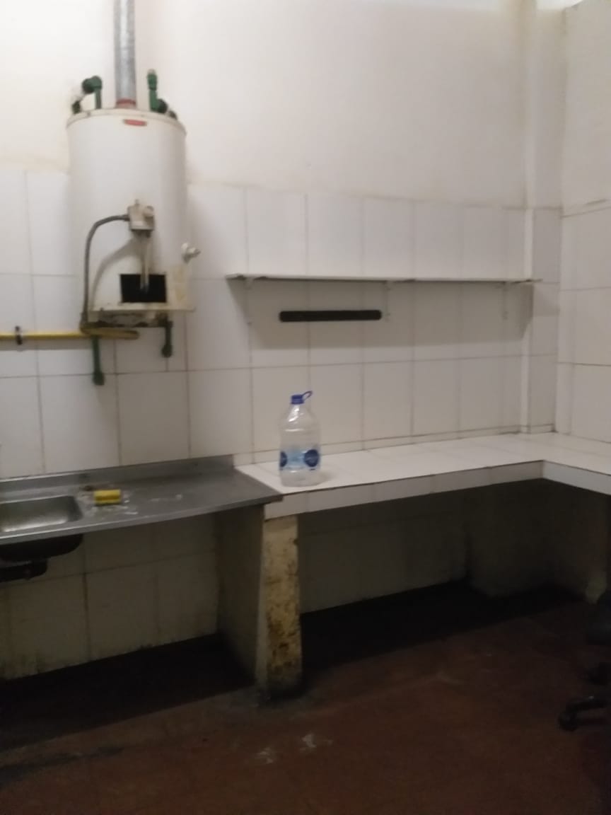 ALQUILER LOCAL COMERCIAL BARRIO CENTRO SOBRE AV COLON
