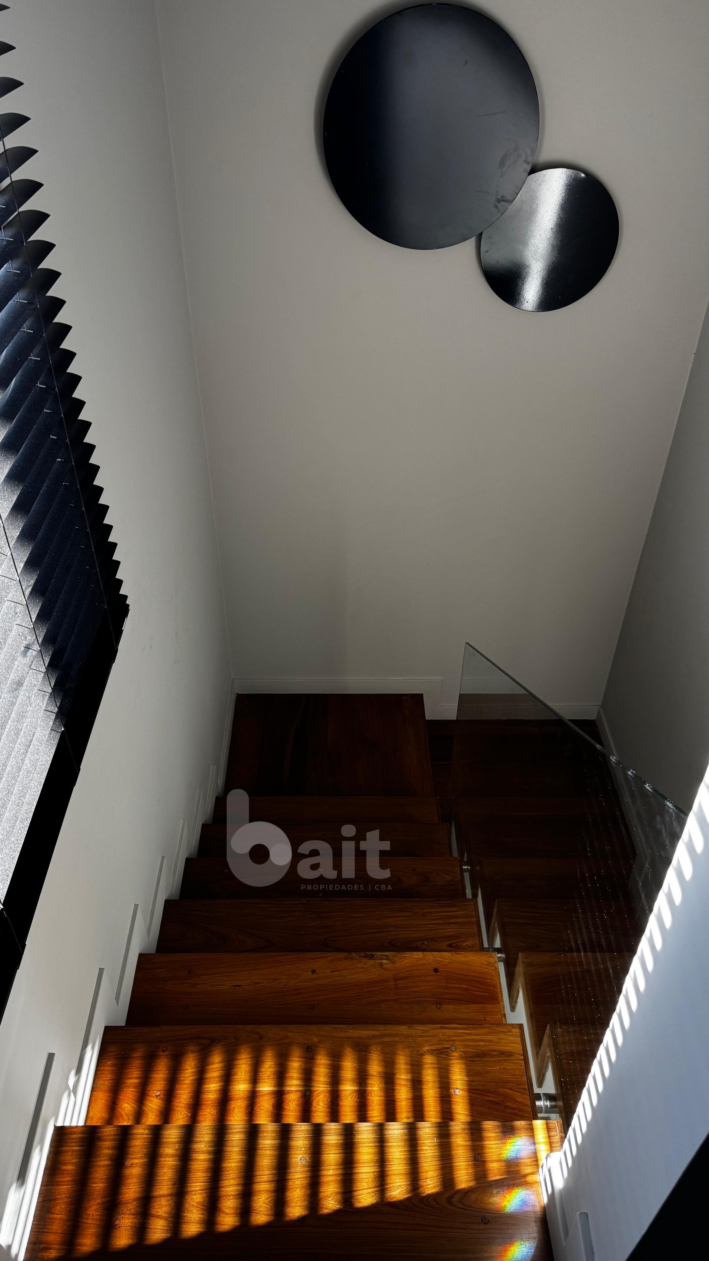 VENDO CASA 3 DORMITORIOS ESCRITORIO SANTINA NORTE VALLE ESCONDIDO