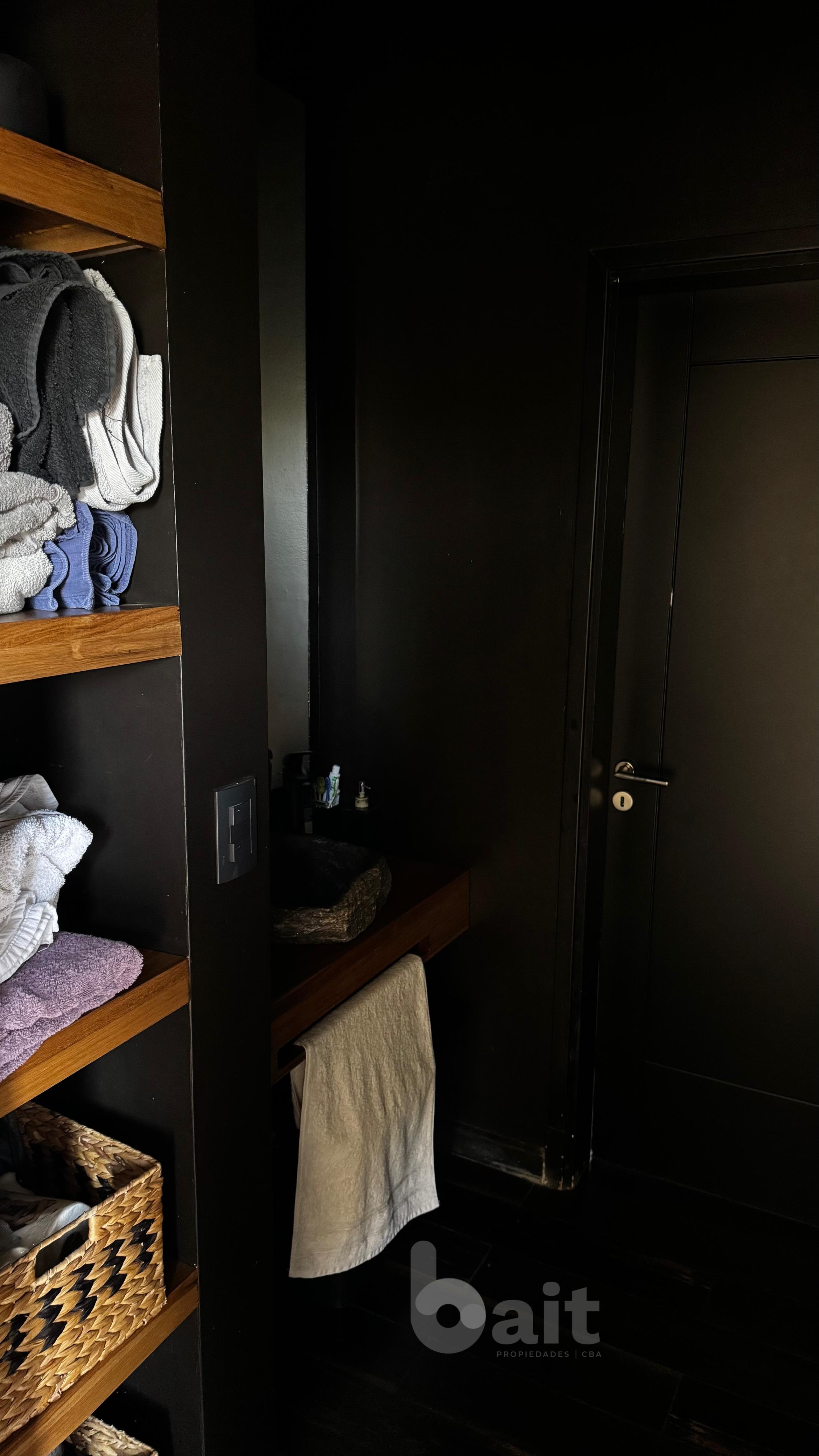 VENDO CASA 3 DORMITORIOS ESCRITORIO SANTINA NORTE VALLE ESCONDIDO