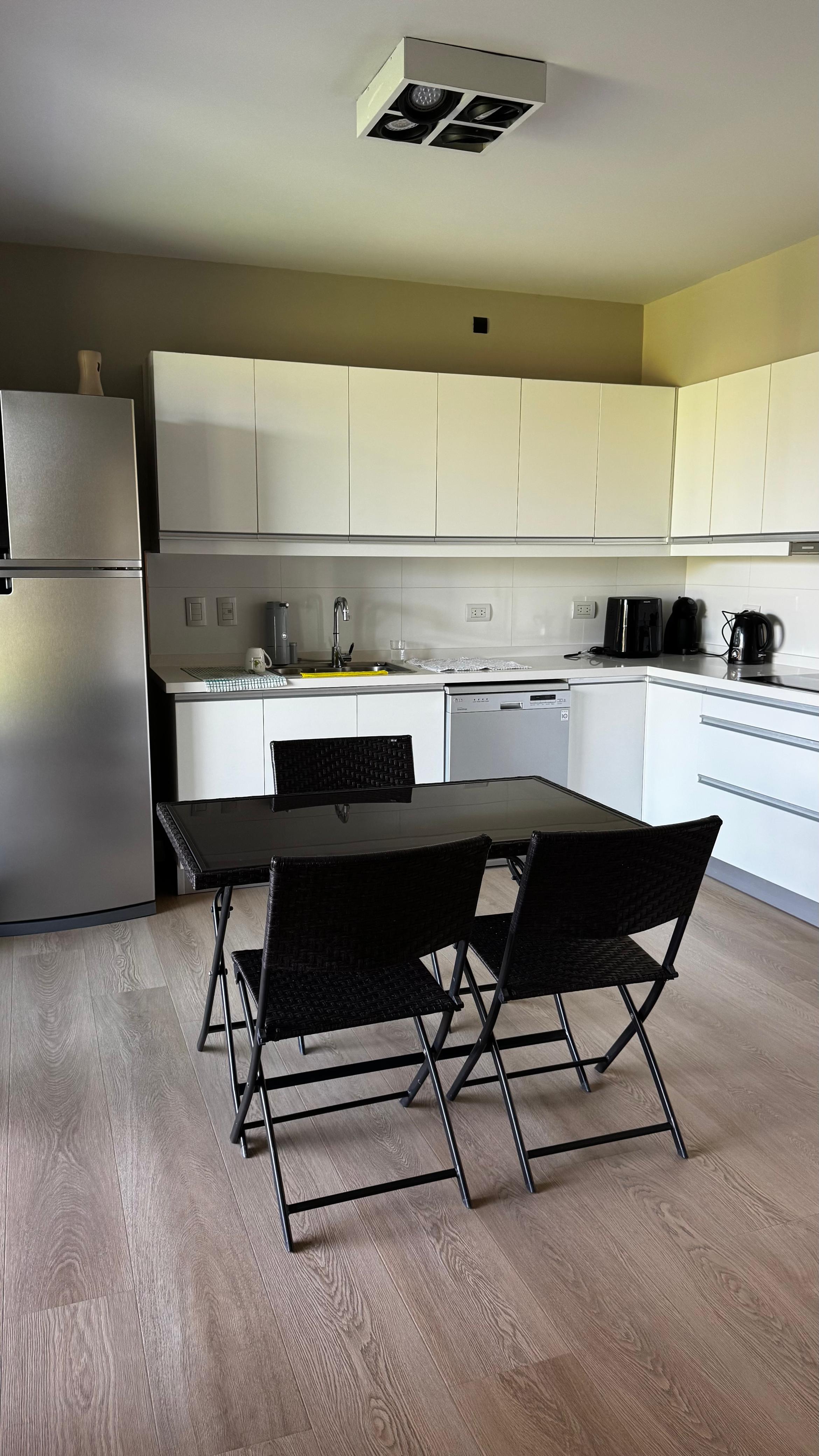 VENDO CASA 3 DORMITORIOS ESCRITORIO SANTINA NORTE VALLE ESCONDIDO