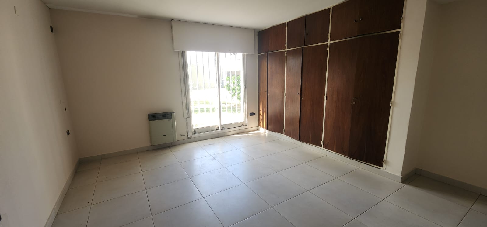 urca casa alquiler con 2 lotes gran parque