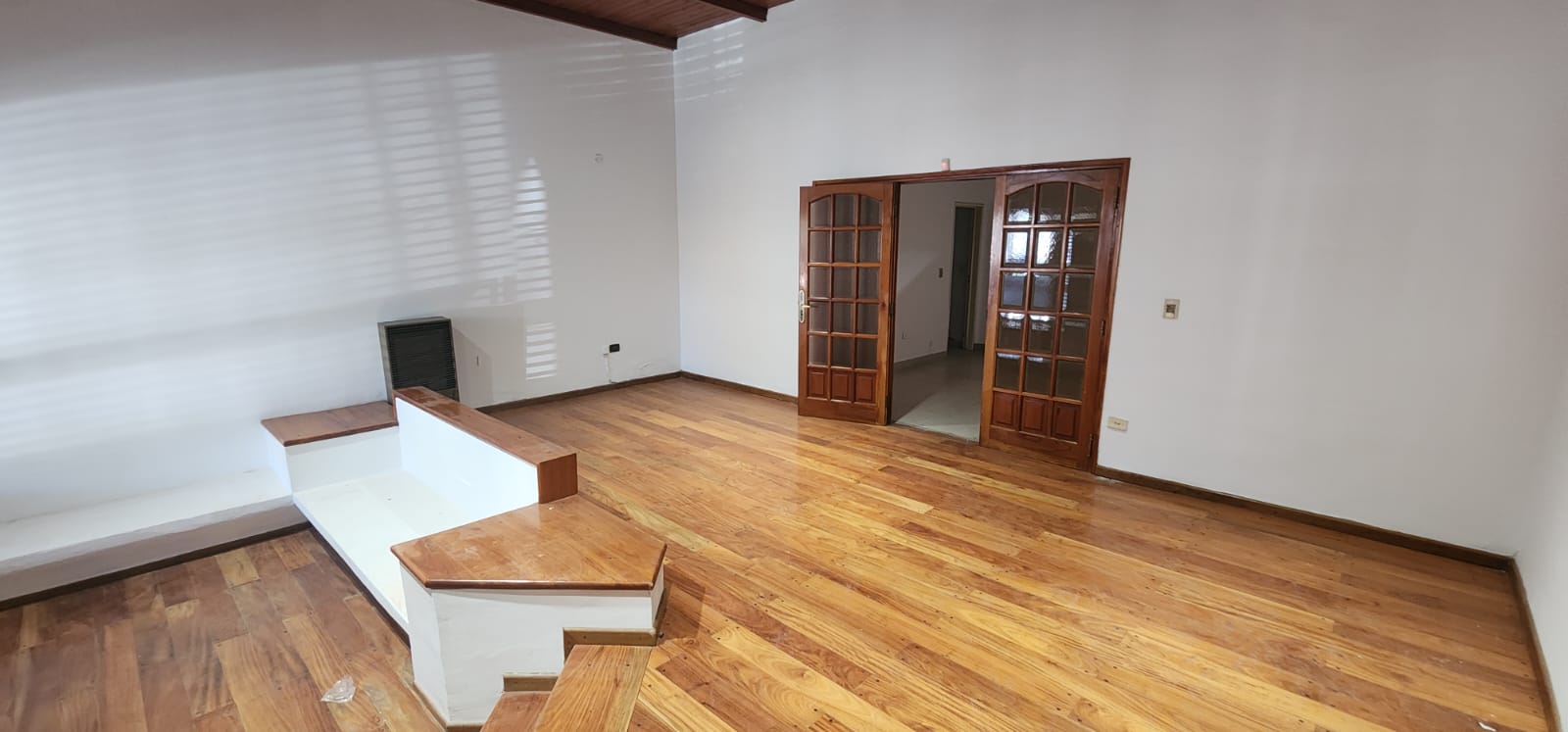urca casa alquiler con 2 lotes gran parque
