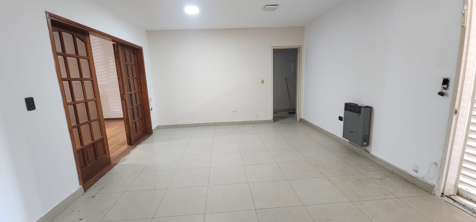 urca casa alquiler con 2 lotes gran parque