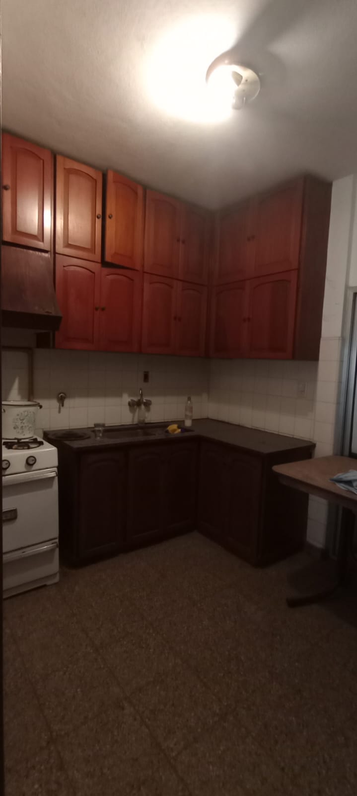 VENDO CASA ENTRE MAIPU Y PERON