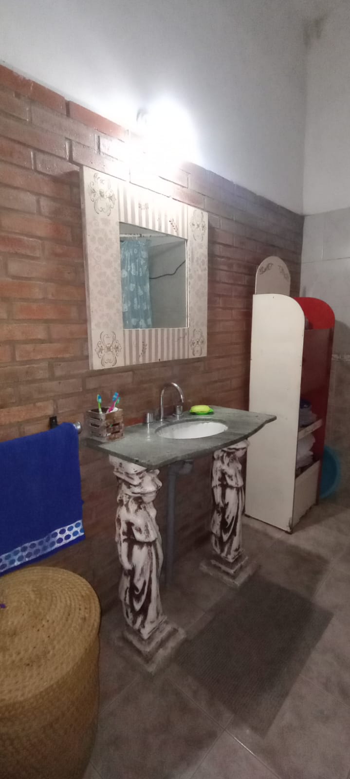 VENDO CASA CERCANA AL COEGIO SAN IGNACIO