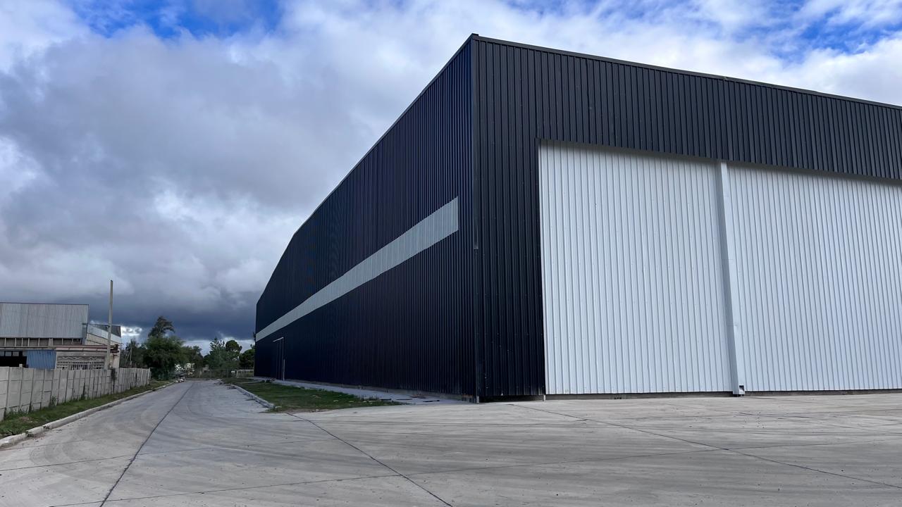 INTERFÁBRICAS NAVE 7.000 m2  OFICINAS seguridad 24hs ESTRENAR IMPECABLE