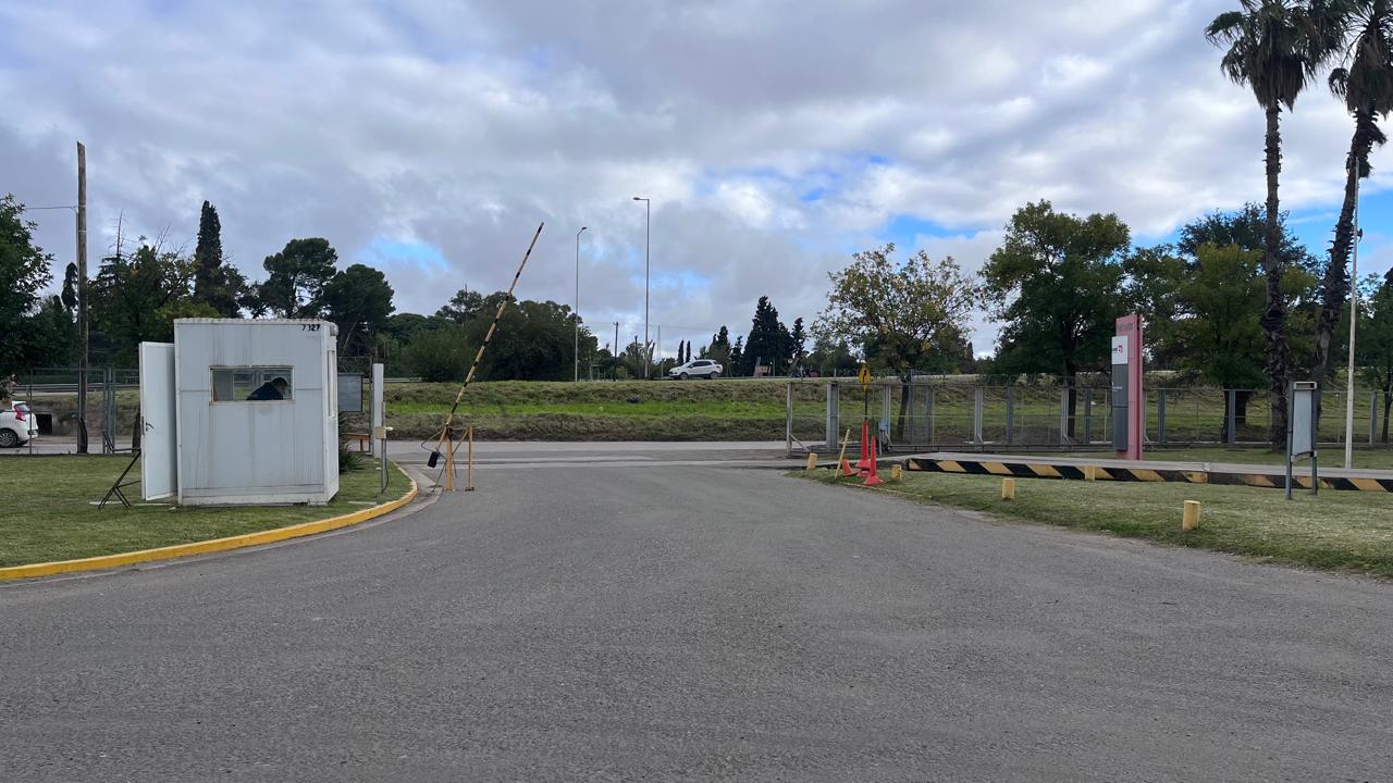 INTERFÁBRICAS NAVE 7.000 m2  OFICINAS seguridad 24hs ESTRENAR IMPECABLE