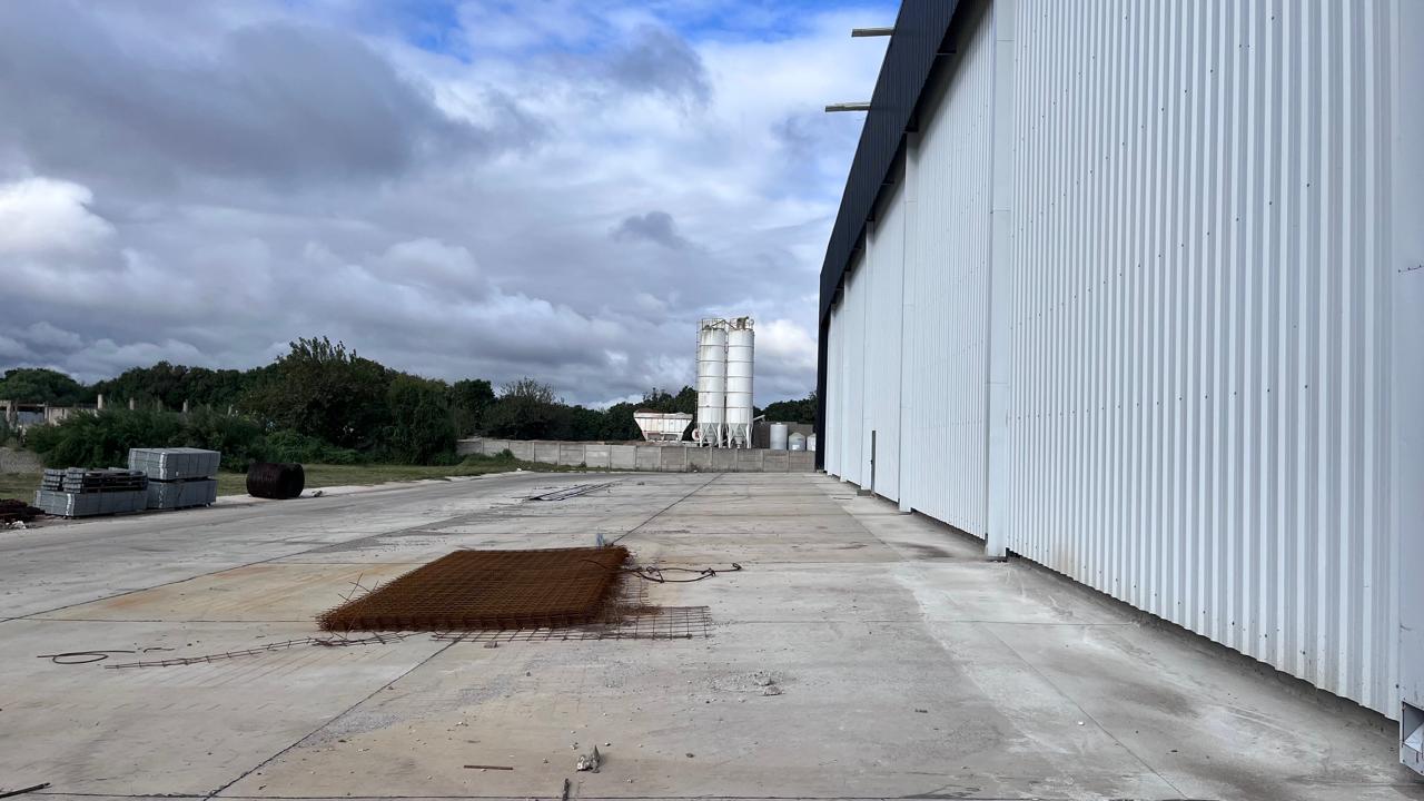 INTERFÁBRICAS NAVE 7.000 m2  OFICINAS seguridad 24hs ESTRENAR IMPECABLE