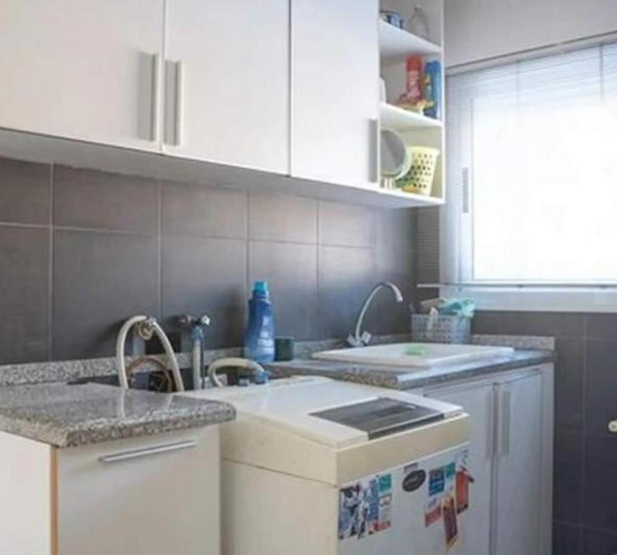 VTA. CASA CON PISCINA EN URCA