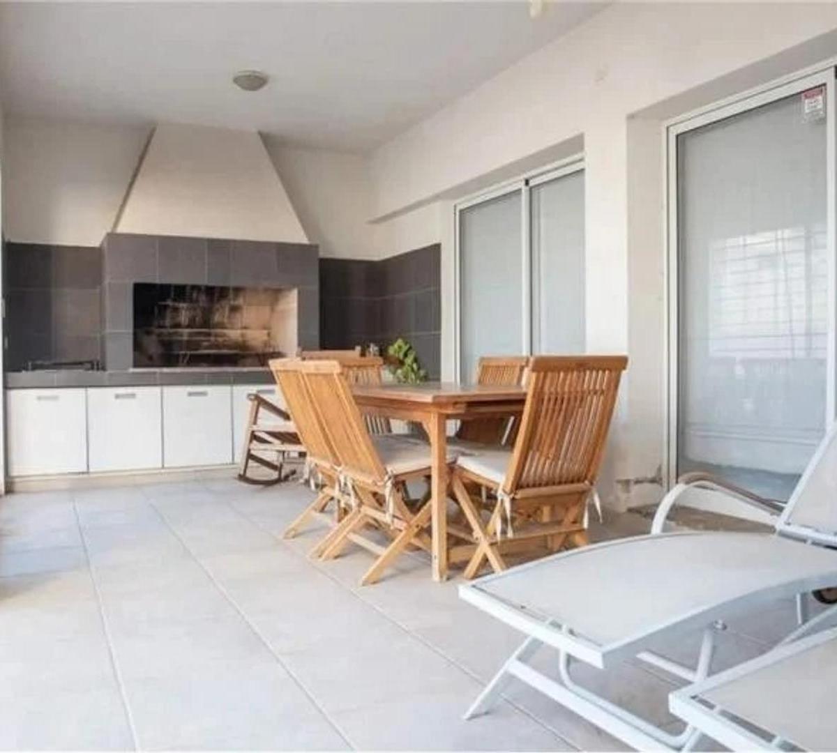 VTA. CASA CON PISCINA EN URCA