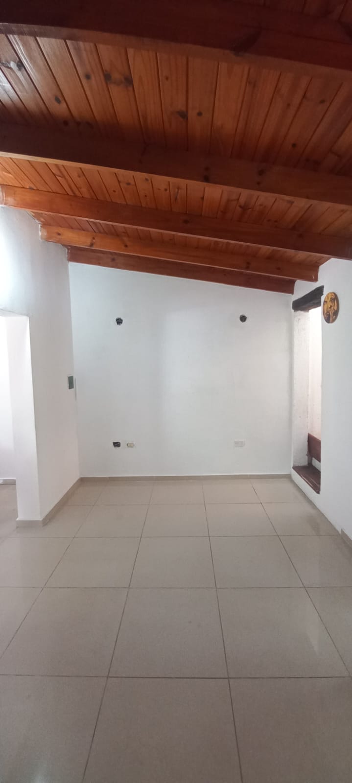 TU PROXIMA CASA TE ESPERA: 3 DORMITORIOS, PILETA , IMPERDIBLE OPORTUNIDAD