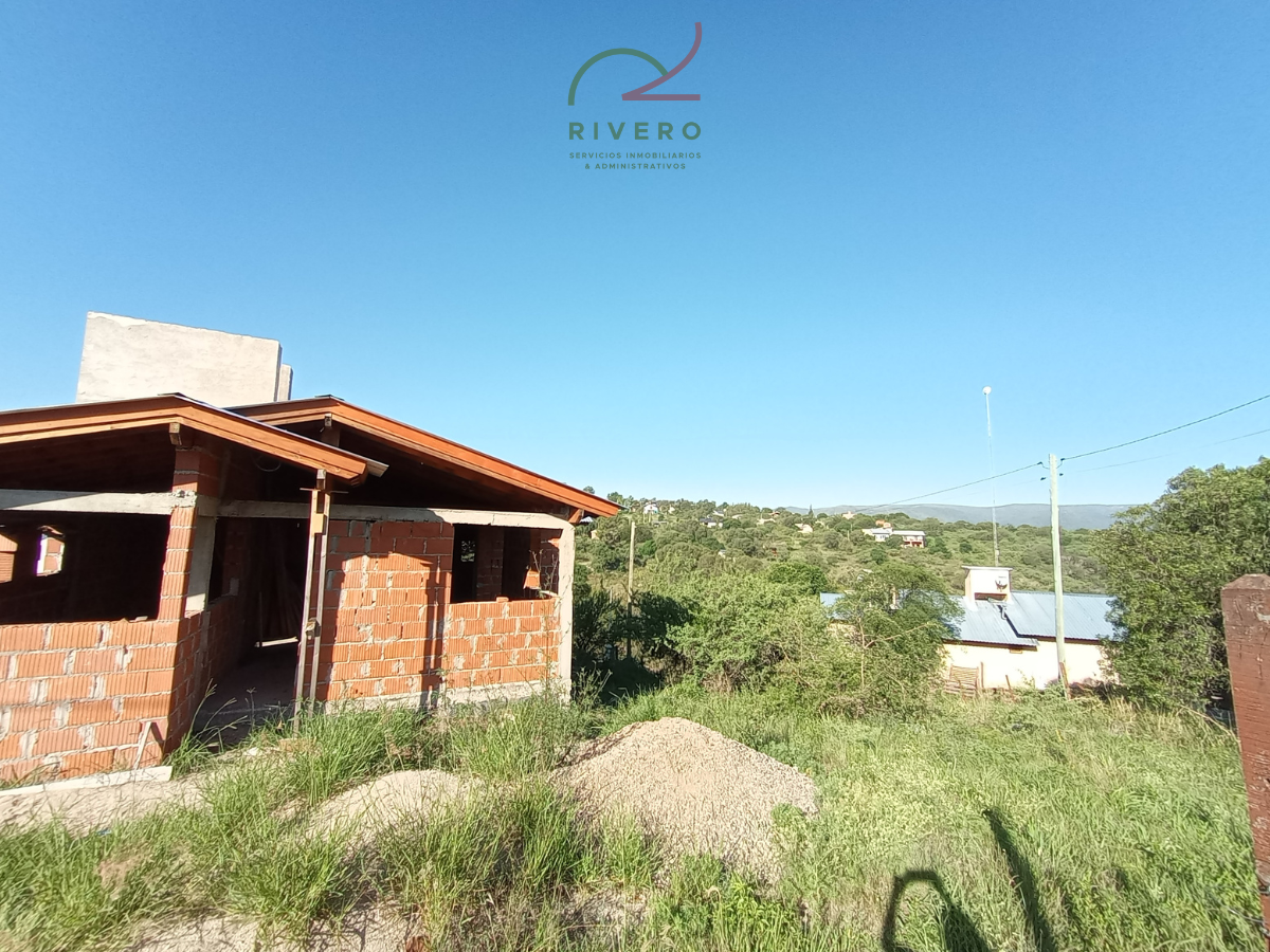 Se vende casa en construcción en Villa General Belgrano