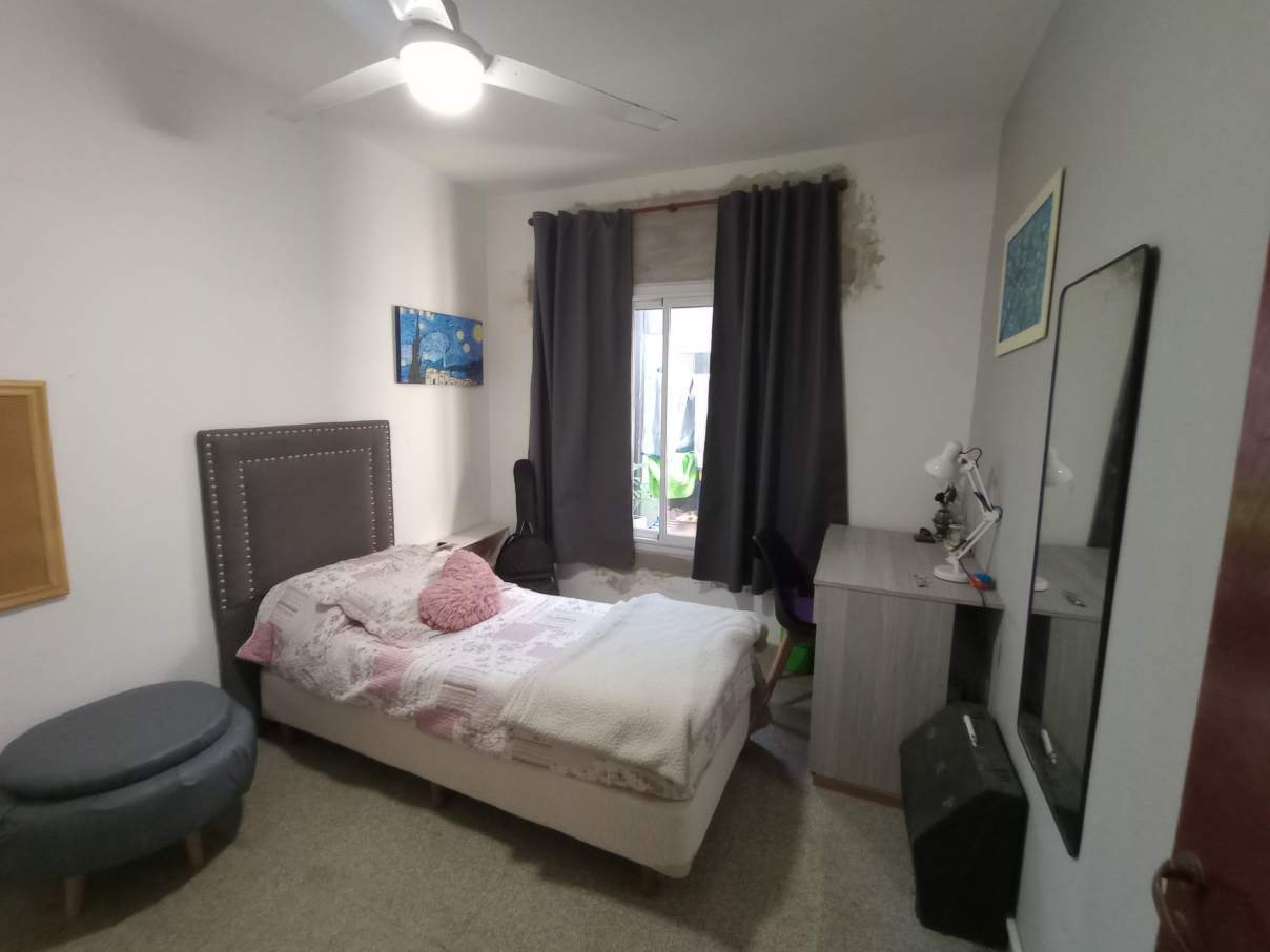 SE VENDE CASA DE 4 DORMITORIOS, QUINCHO, PILETA. BARRIO FENIX, RIO CUARTO