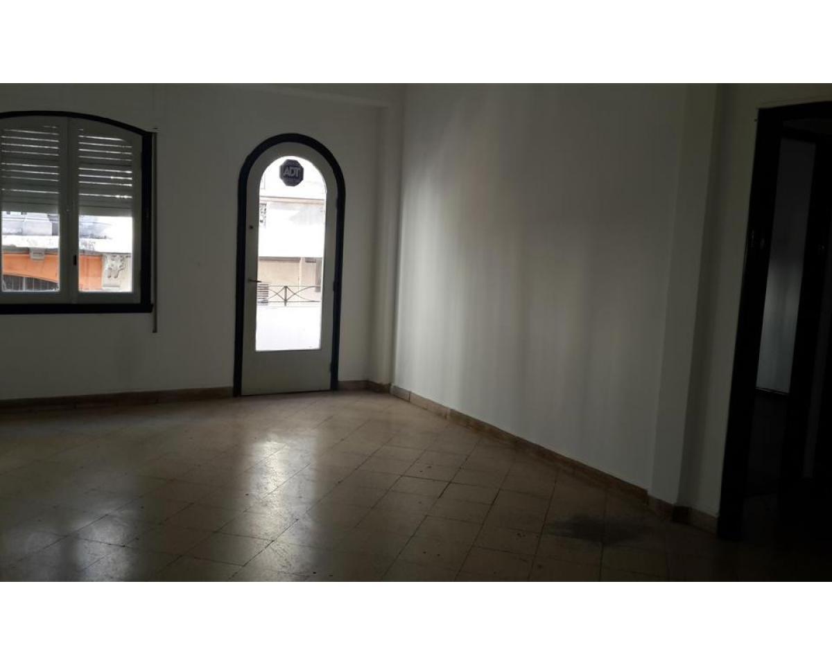 Centro. 2 Dorm.  Terraza de uso Exclusivo!! Excelente!!!!!!!!