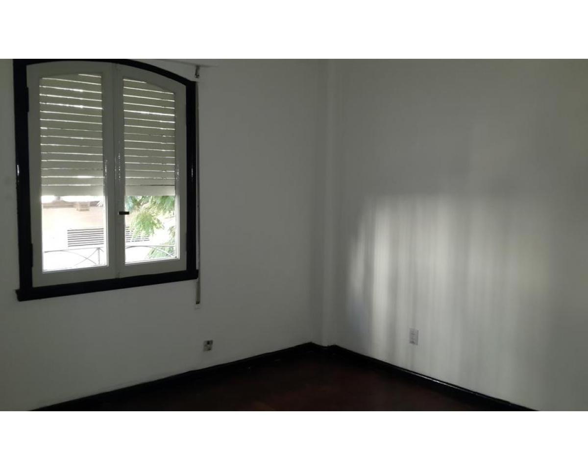 Centro. 2 Dorm.  Terraza de uso Exclusivo!! Excelente!!!!!!!!