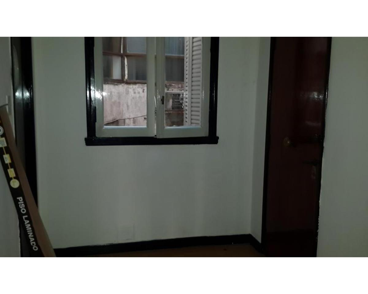 Centro. 2 Dorm.  Terraza de uso Exclusivo!! Excelente!!!!!!!!