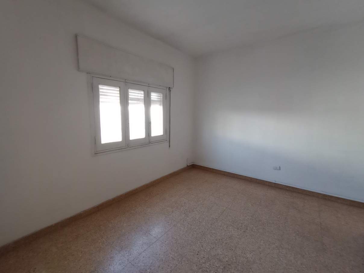 SE VENDE CASA DE TRES DORMITORIOS EN RIO CUARTO, MACRO CENTRO-RIO CUARTO