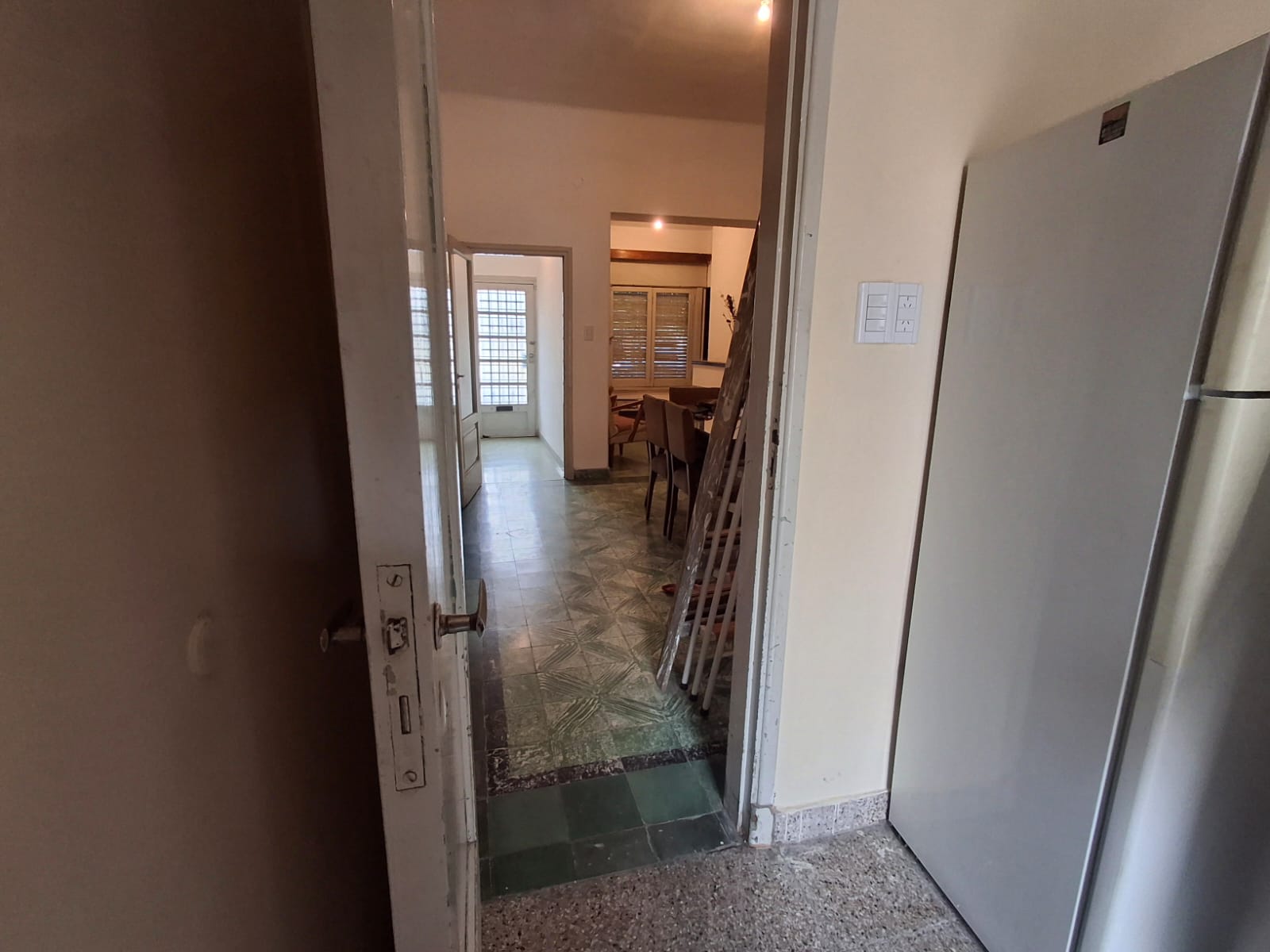CASA AMOBLADA CON EXCELENTE UBICACION EN SAN VICENTE