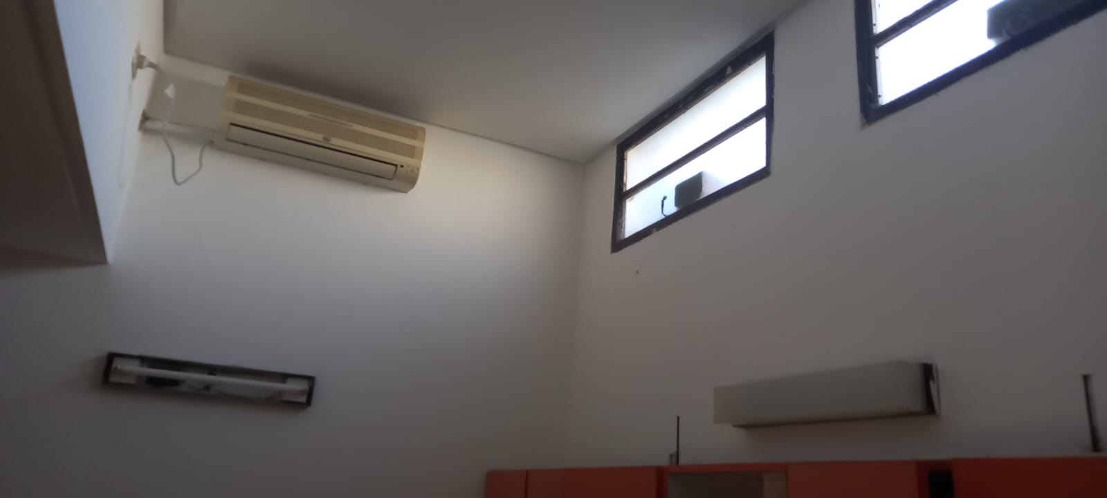 Oficina en Alquiler en calle Arquimedes 2508