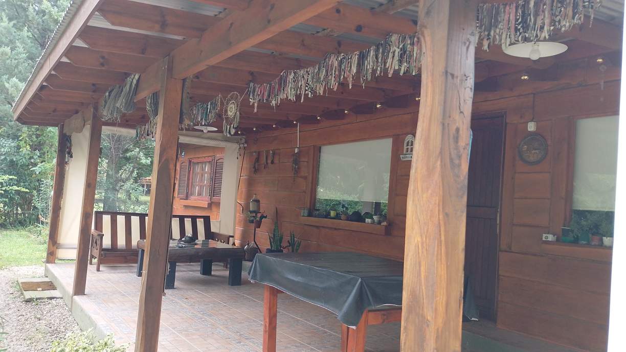 CABAÑA  DE 3 AMB CON PILETA  EN SANTA MÓNICA-CALAMUCHITA