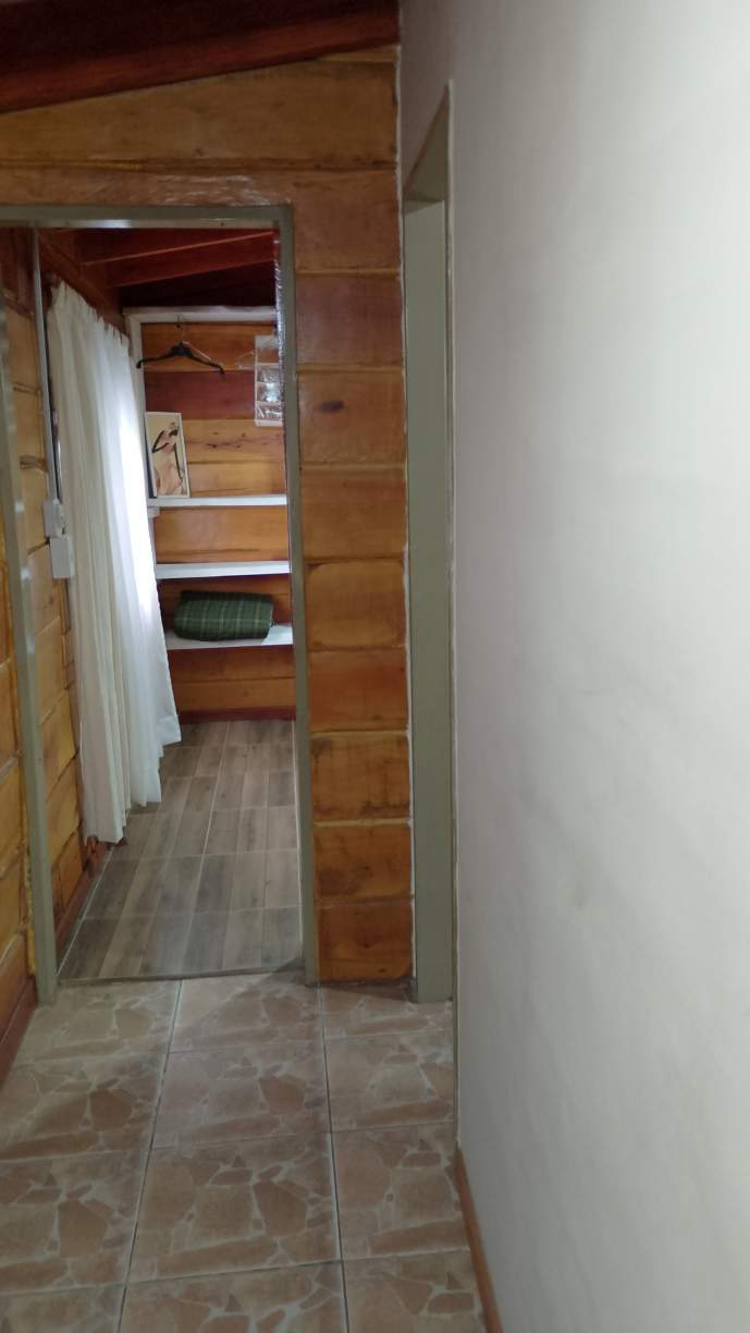 CABAÑA  DE 3 AMB CON PILETA  EN SANTA MÓNICA-CALAMUCHITA