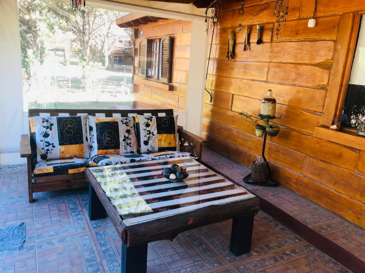 CABAÑA  DE 3 AMB CON PILETA  EN SANTA MÓNICA-CALAMUCHITA