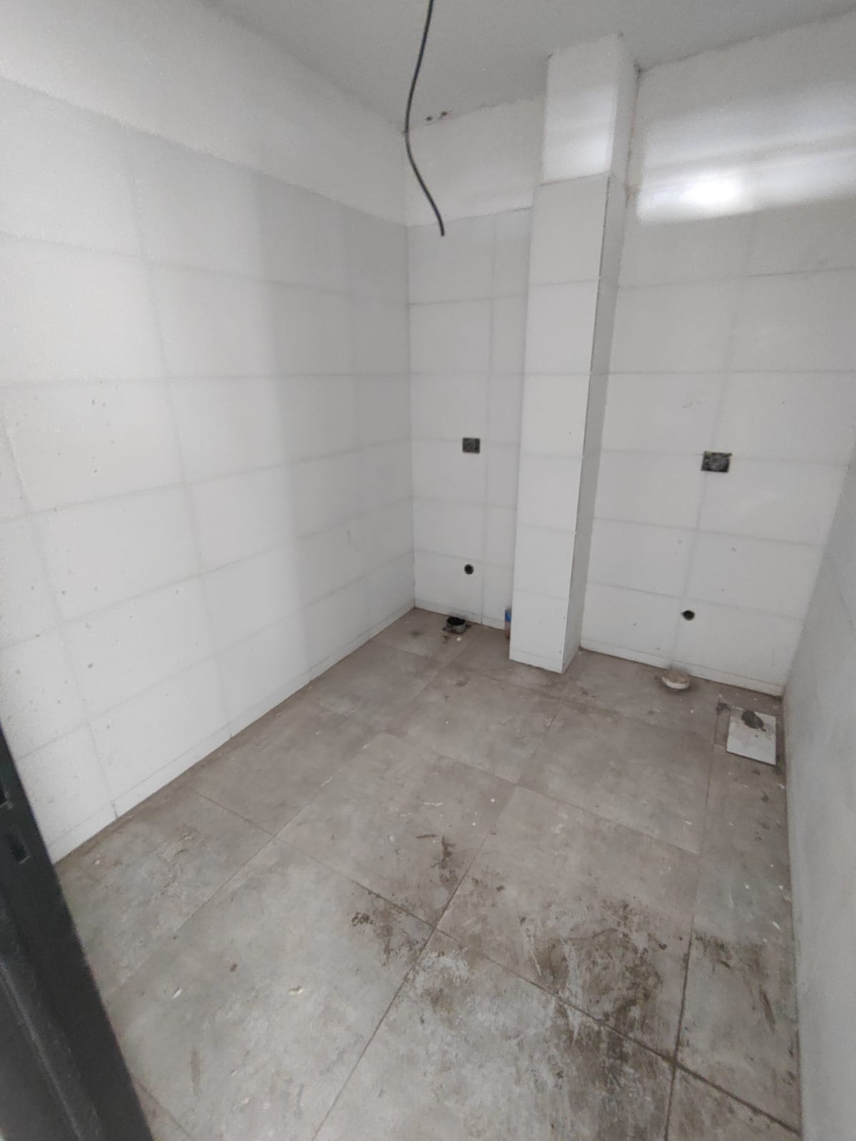 ALQUILER LOCAL COMERCIAL VALLE ESCONDIDO