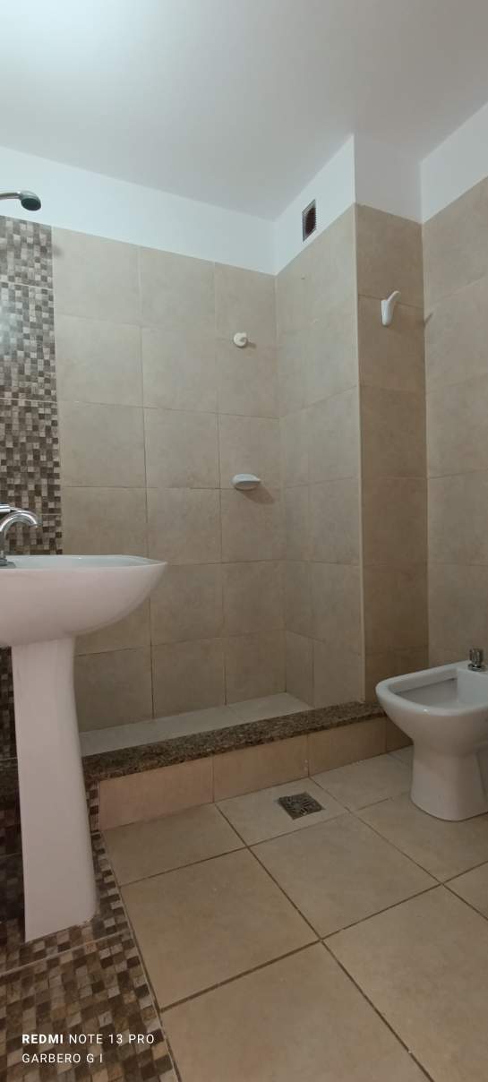 DUPLEX DE DOS DORMITORIOS EN COMPLEJO CERRADO