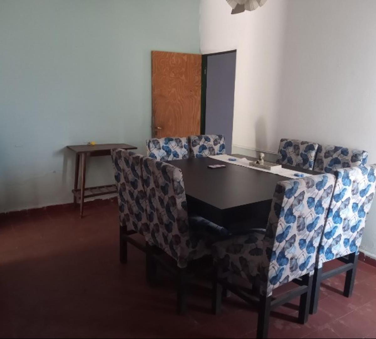 Venta Casa en Barrio Las Flores 3 Dormitorios